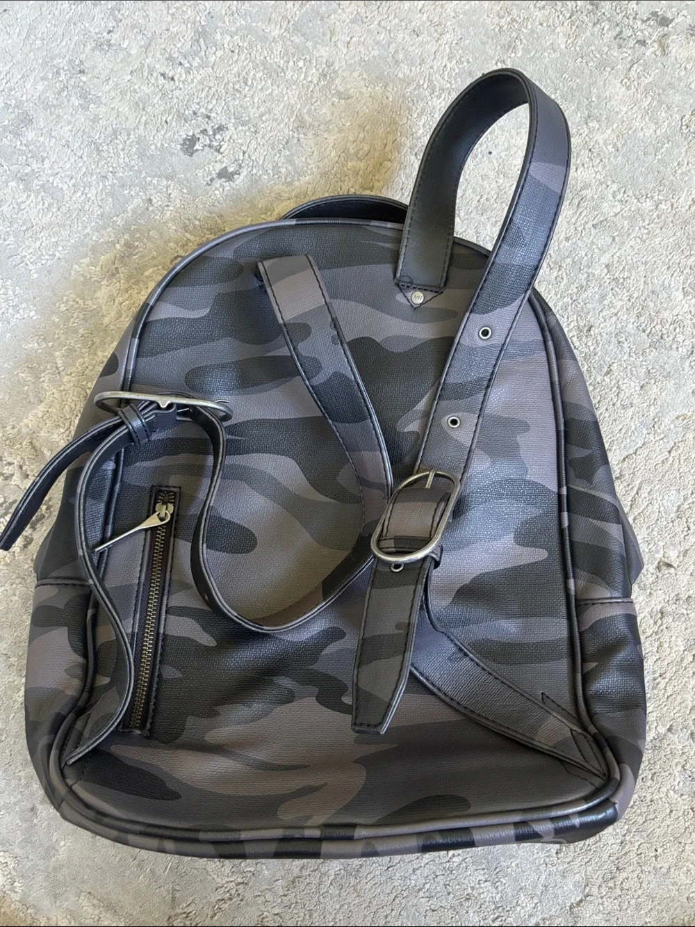 Matt & Nat Men's Camo Backpack - Black & Gray